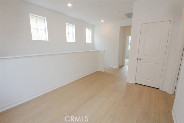 Building Photo - 513 Embrook Way