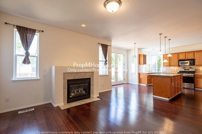 Building Photo - 7561 SW Thornton Dr