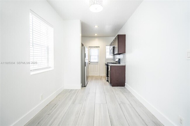 Building Photo - 330 84th St