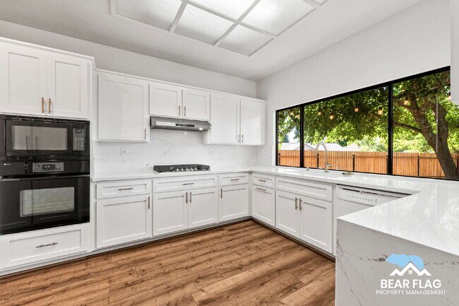 Building Photo - Spacious 4-Bedroom Home for Rent – $3750/m...