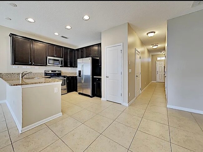 Building Photo - 1589 Landau Rd