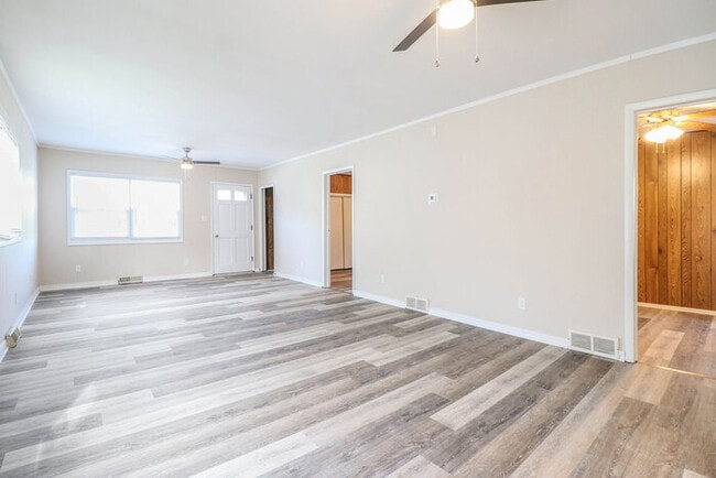 Building Photo - 1722 S Brookfield St