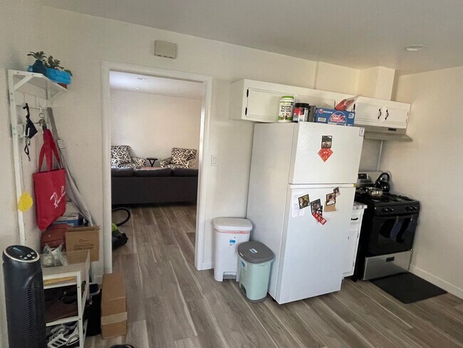 Kitchen 1 - 1909 55th St