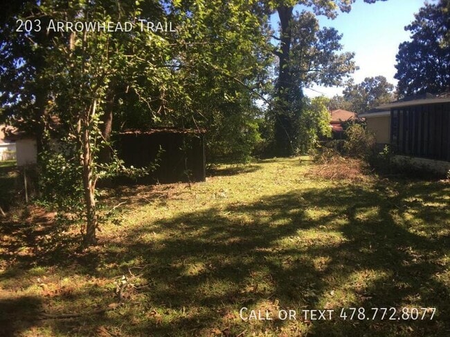 Building Photo - 203 Arrowhead Trl