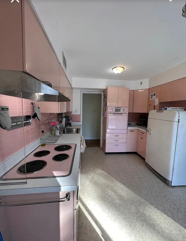 Building Photo - 9332 Litzsinger Rd