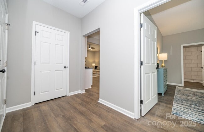 Building Photo - 117 Chavis Ln
