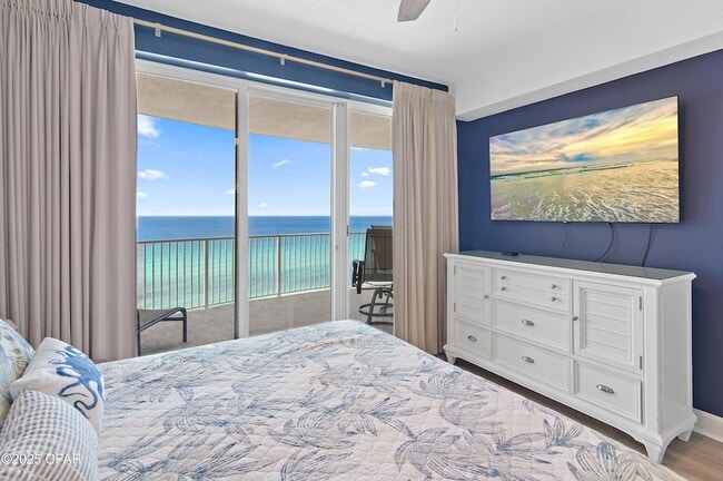 Building Photo - 17545 Front Beach Rd