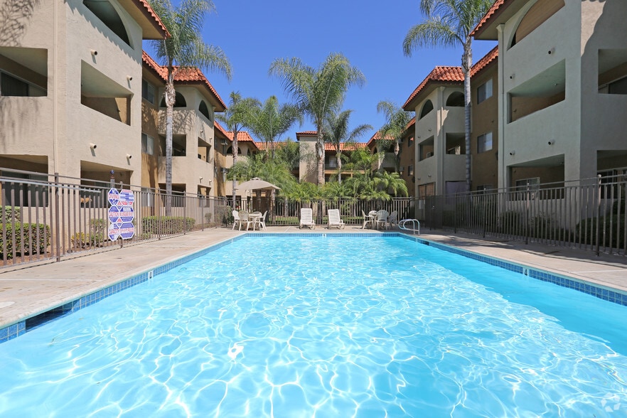 Lexington Park 800 E Lexington Ave El Cajon CA 92020 Apartment Finder