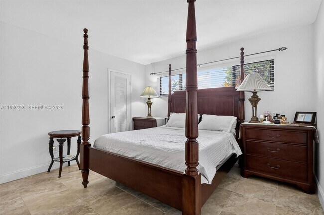 Building Photo - 17841 NW 84th Ct