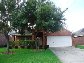 Building Photo - 5611 Eagle Sky Blvd