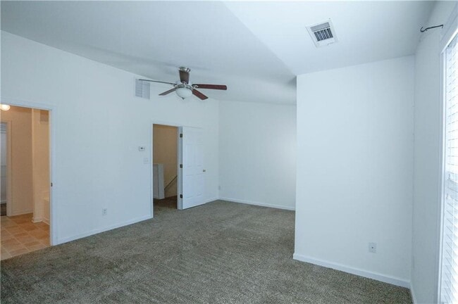 Building Photo - 1939 Durwood Ln