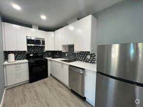 Building Photo - Brand New 1 bed, 1 Ba in-law Unit in San J...
