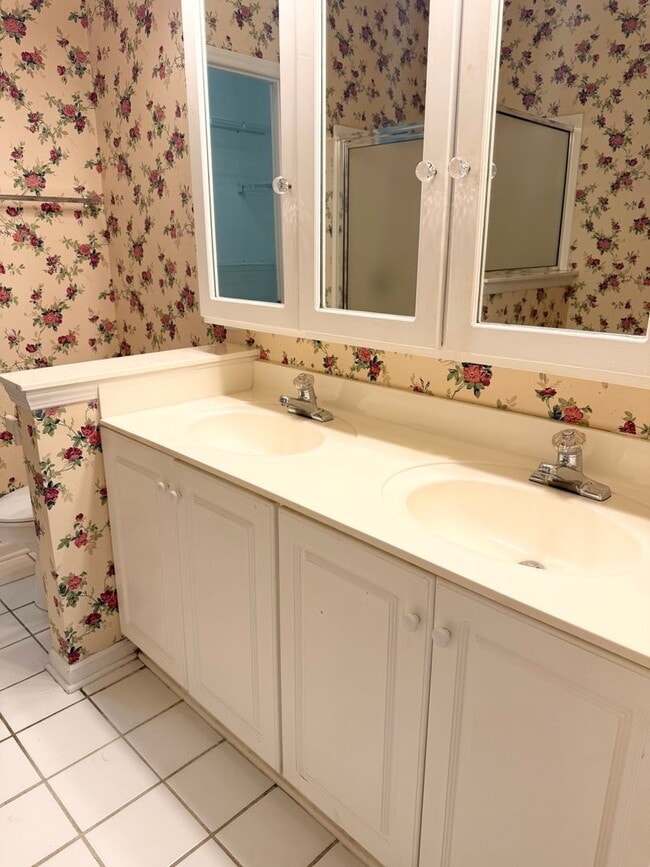 Building Photo - 4661 Lightkeepers Way