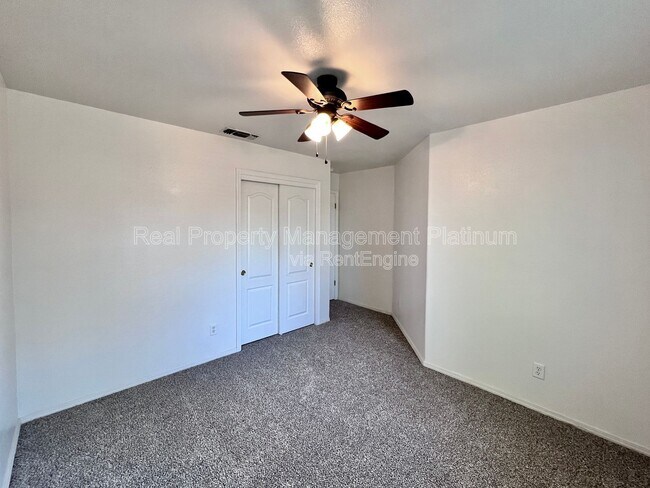 Building Photo - 2669 Alamos Ave