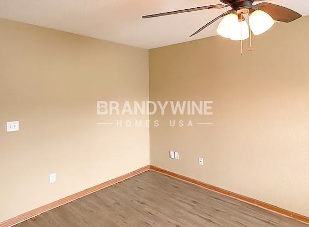 Building Photo - 1002 NE Deer Creek Rd