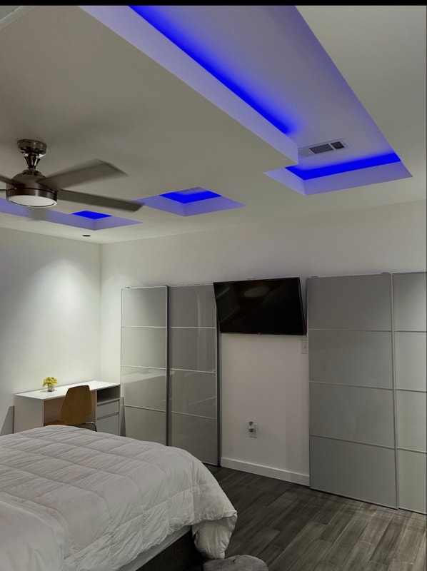 Building Photo - 4813 Owenwood Ave