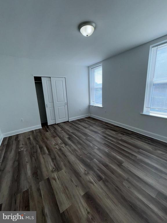 Building Photo - 1221 Snyder Ave