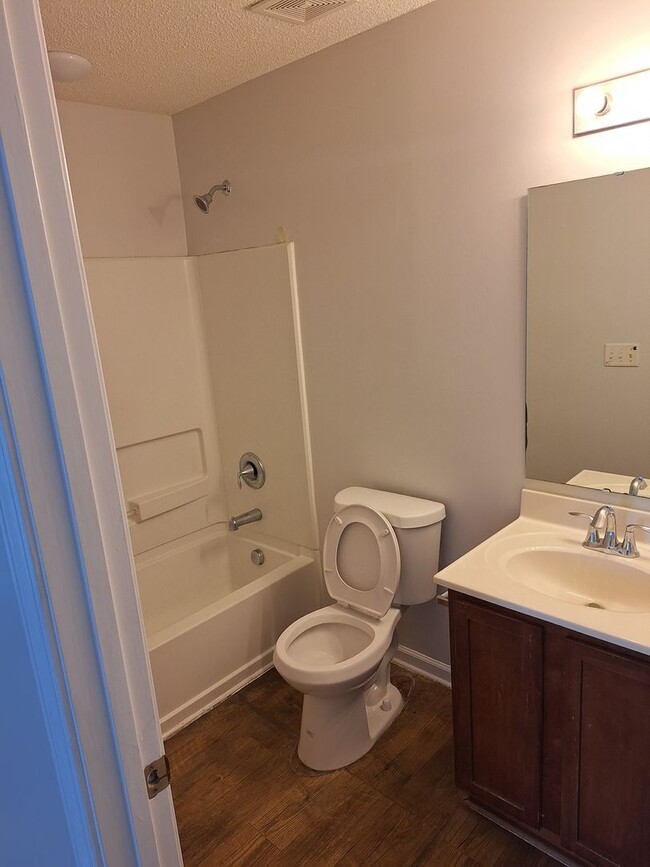 Building Photo - Wonderful Four Bedroom Home Located in Nor...