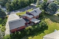 Building Photo - 1285 N 900 E