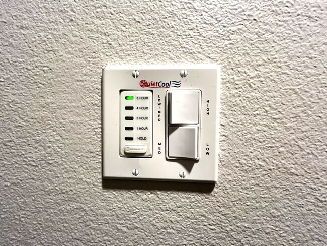 Building Photo - 3 bed, 4 bath located in Rancho Cucamonga!