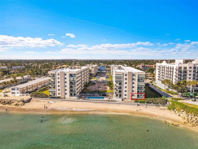 Building Photo - 1239 Hillsboro Mile