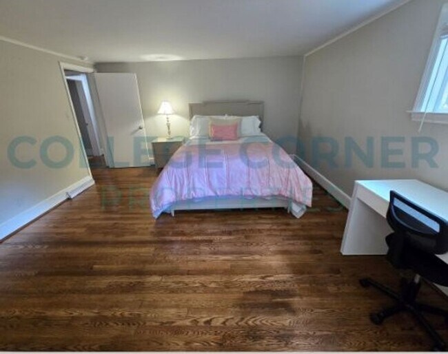 Building Photo - 139 Rosedale Cir