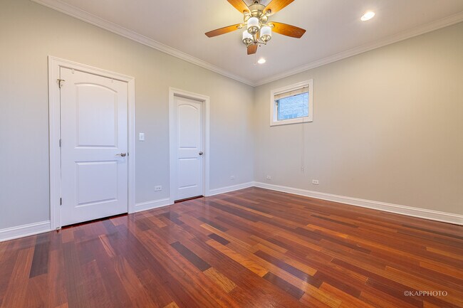 Building Photo - 4418 S Indiana Ave