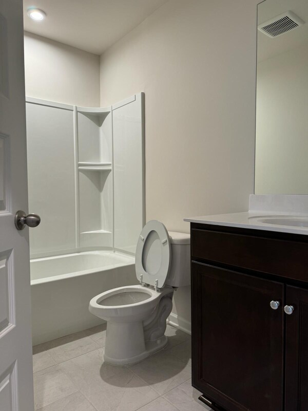 Building Photo - 5074 Dayflower Dr