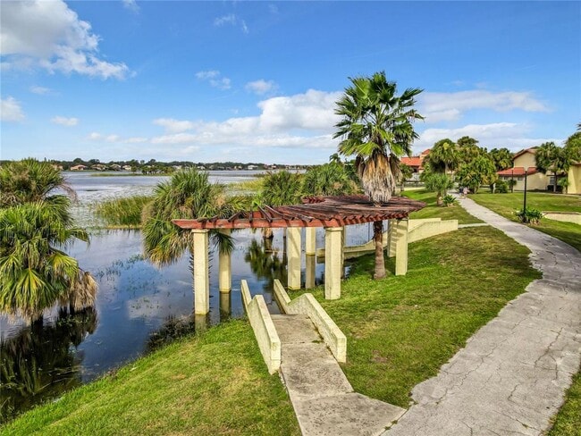 Building Photo - 10288 Turkey Lake Rd