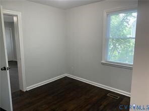 Building Photo - 3324 Meadowbridge Rd