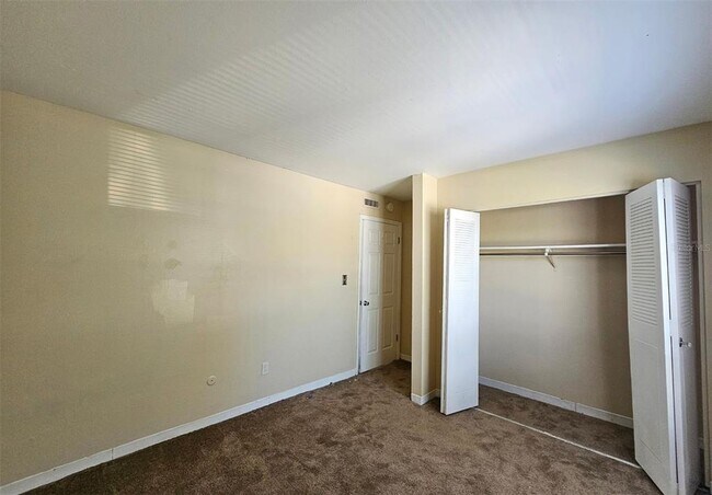 Building Photo - 7602 W Powhatan Ave