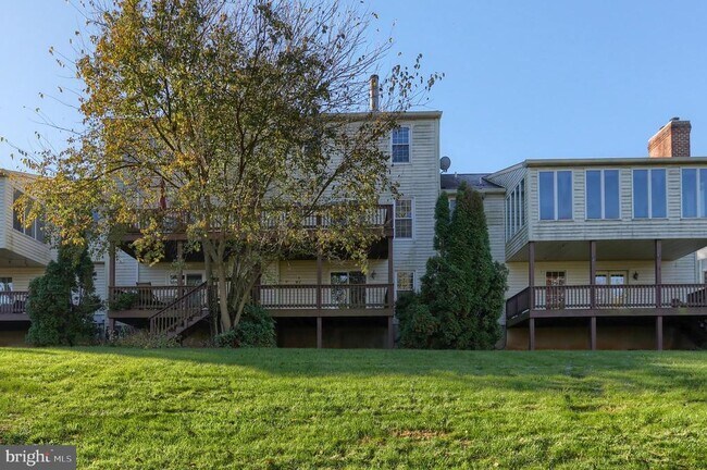 Building Photo - 2065 Raleigh Rd