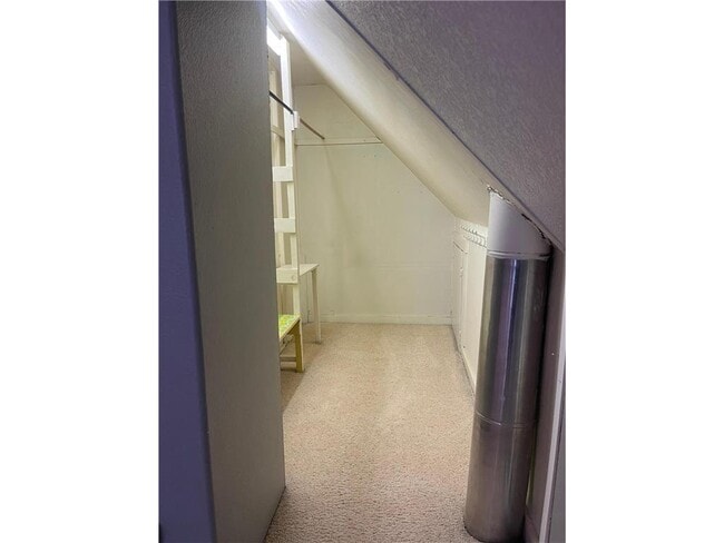 Building Photo - 805 4th Ave SE