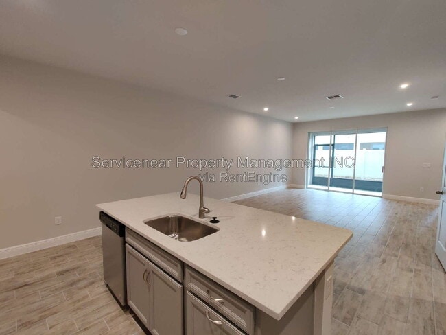 Building Photo - 6025 Grand Sonata Ave