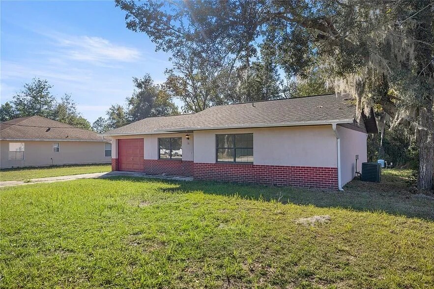 Building Photo - 78 Hemlock Dr