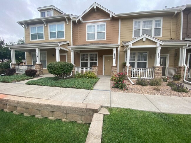 Primary Photo - Beautiful 2 Bedroom 2 1/2 Bath Townhome in...