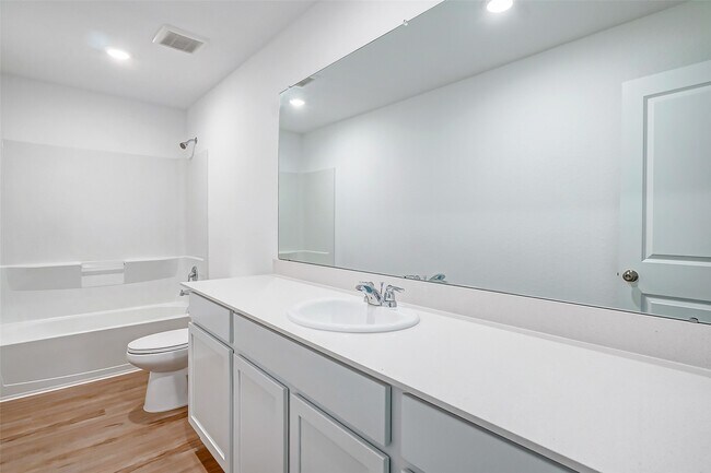 Building Photo - 20961 Zuccala Dr