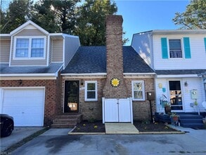 Building Photo - 947 Wildwood Square Ct