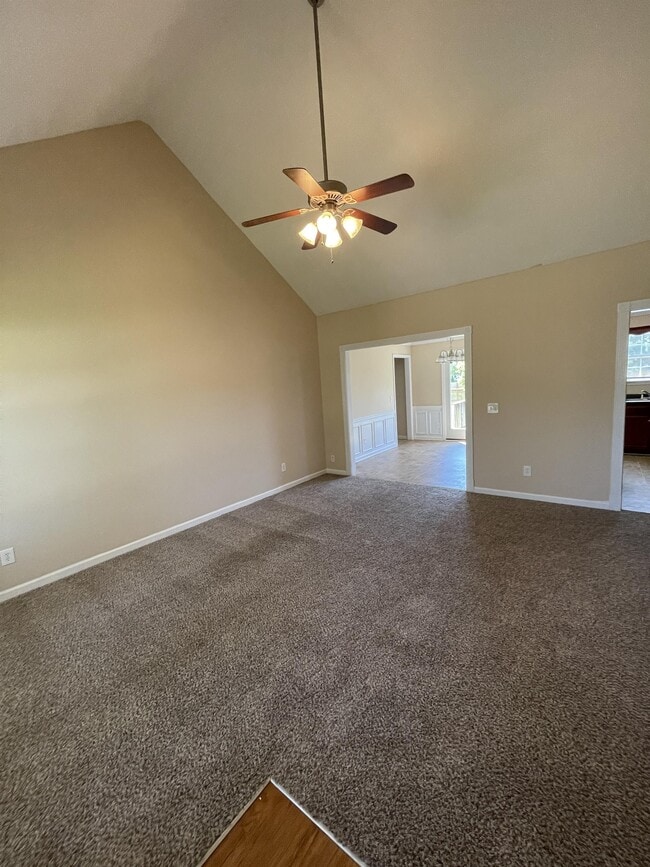 Building Photo - 349 Indian Park Dr