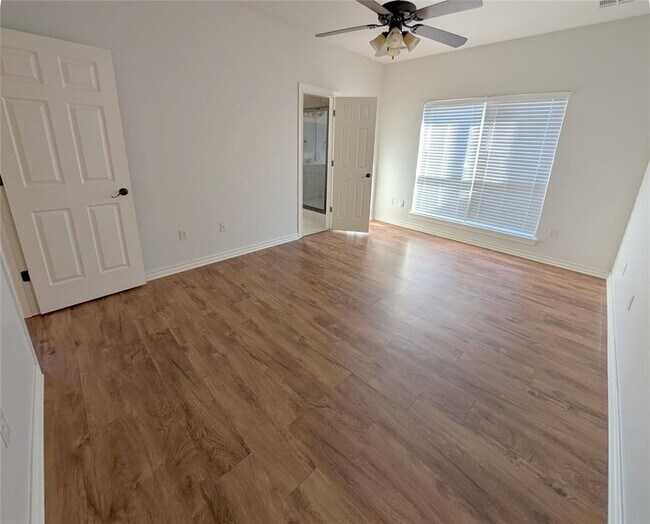 Building Photo - 2117 NW 158th St