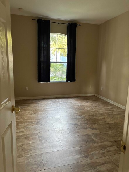 Building Photo - 14214 Prunningwood Pl