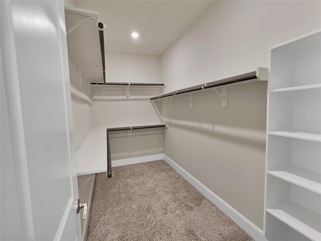 Building Photo - 21817 Enchanted Rock Dr N