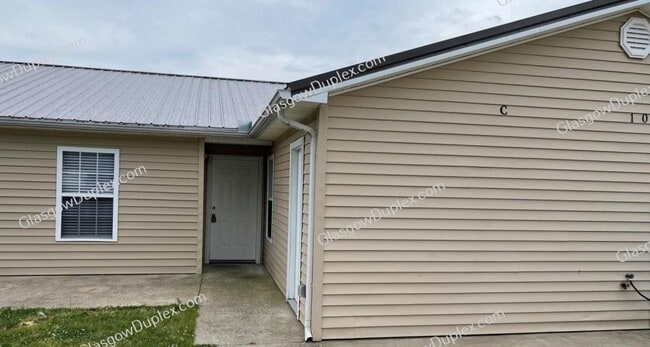 Primary Photo - 102 Olivia Dr
