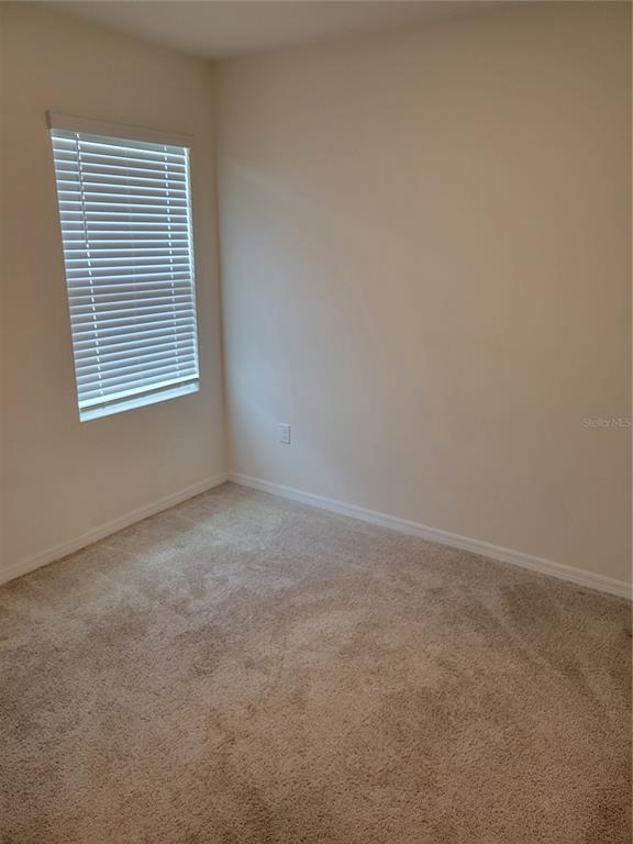 Building Photo - 2279 Delhi Pl