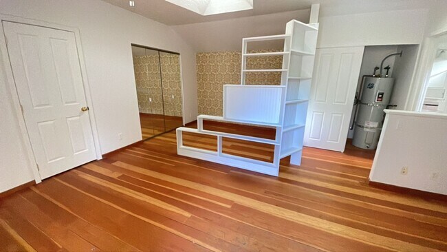 Building Photo - Studio ADU