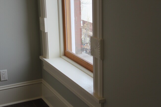 Building Photo - *The Kleinberg Building*