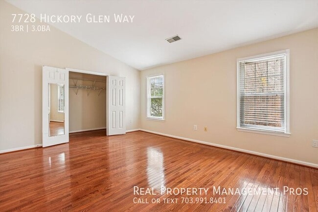 Building Photo - 7728 Hickory Glen Way