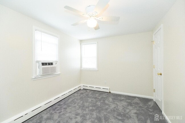 Building Photo - 200 Plainfield Rd