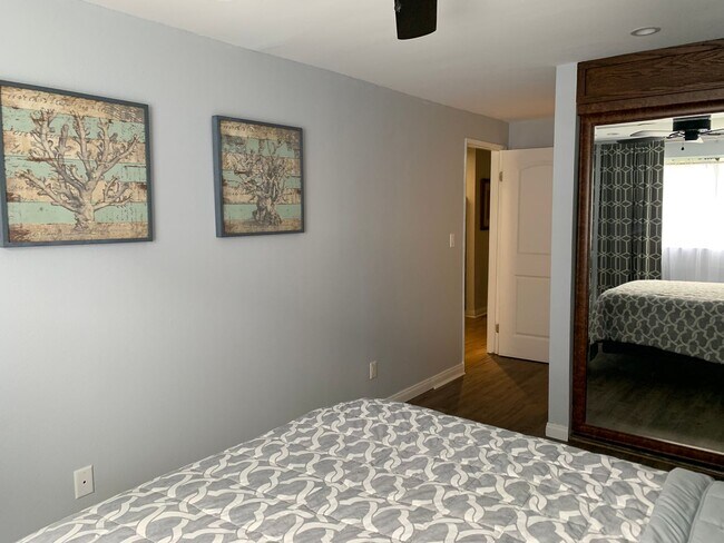 Building Photo - Gorgeous clean and modern furnished 2/2 lowest level Kihei Shores Unit!