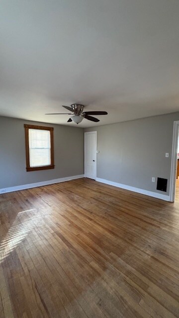 Building Photo - 30 High St